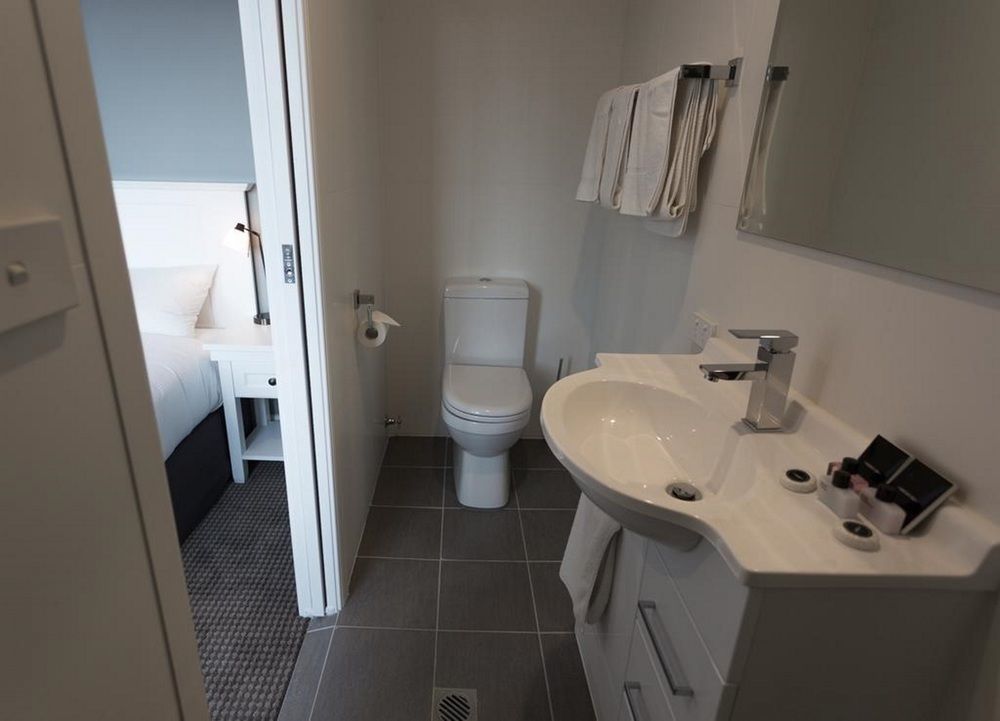 Motel Grande タムワース エクステリア 写真