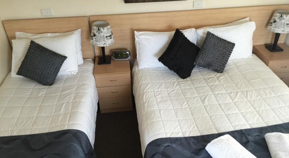 Motel Grande タムワース エクステリア 写真