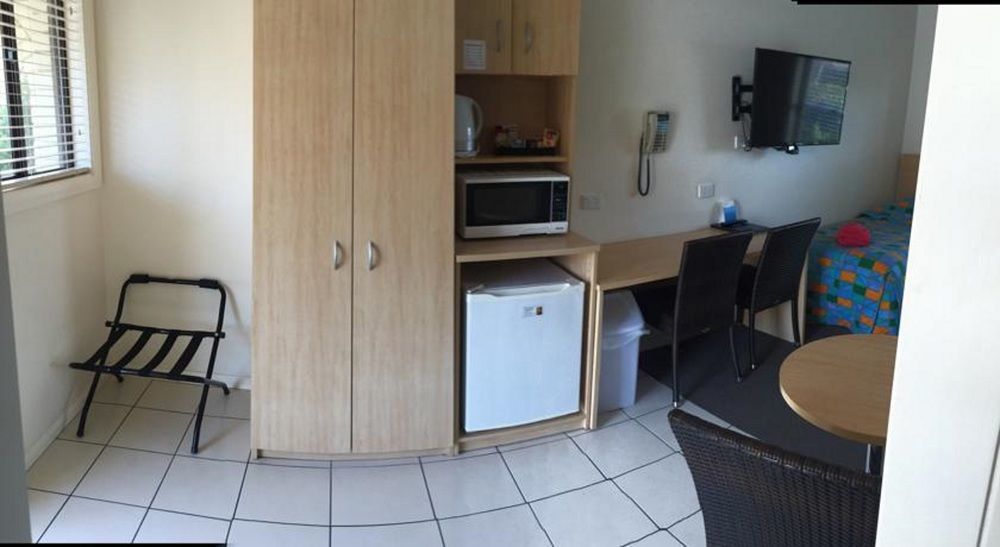 Motel Grande タムワース エクステリア 写真